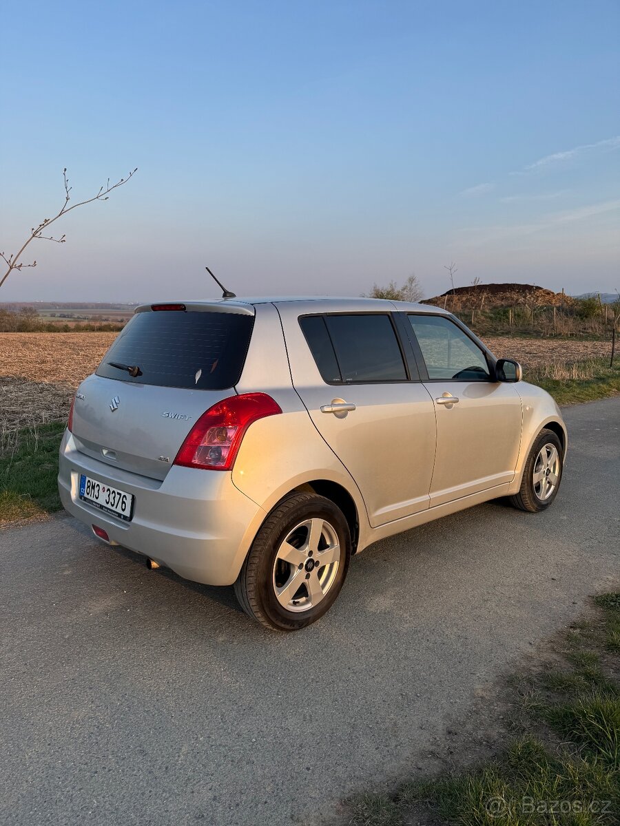 Suzuki SWIFT 1,3 4x4 - 2