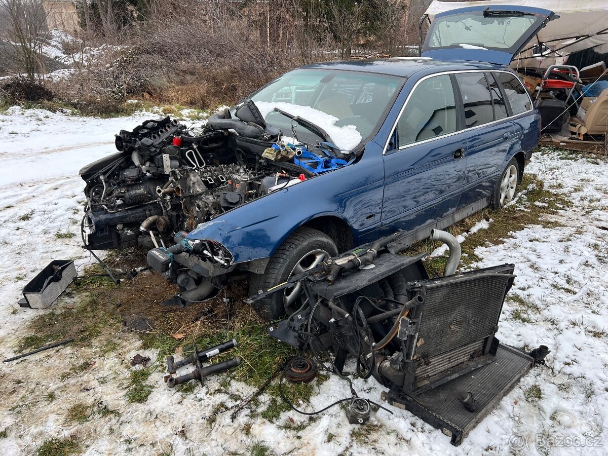 BMW E39 520d na nahradni dily - 2