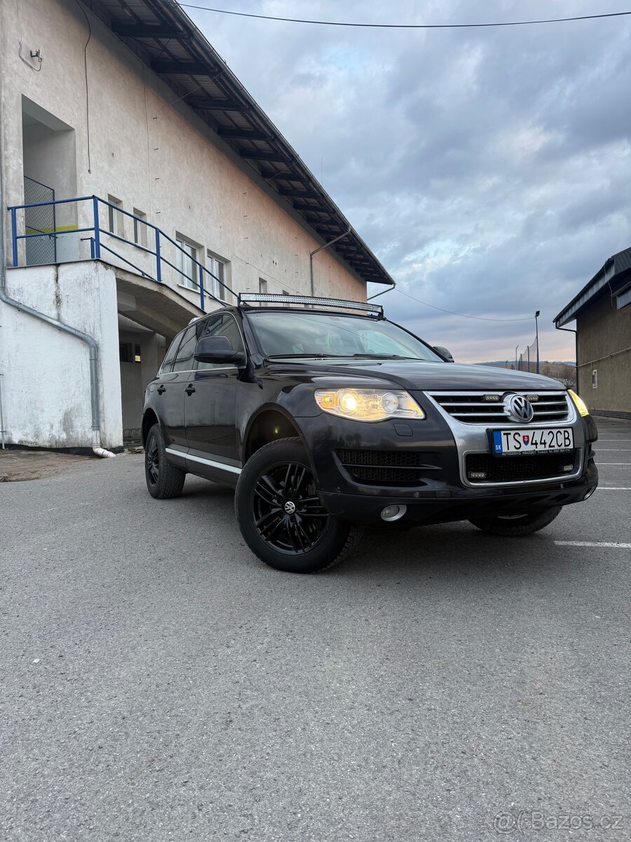 Volkswagen Touareg 1 - 2