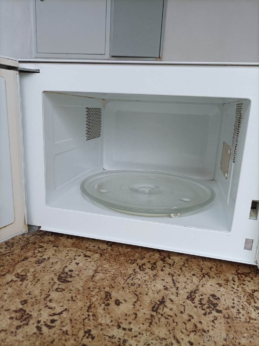 Prodám mikr.troubu Whirlpool - 2