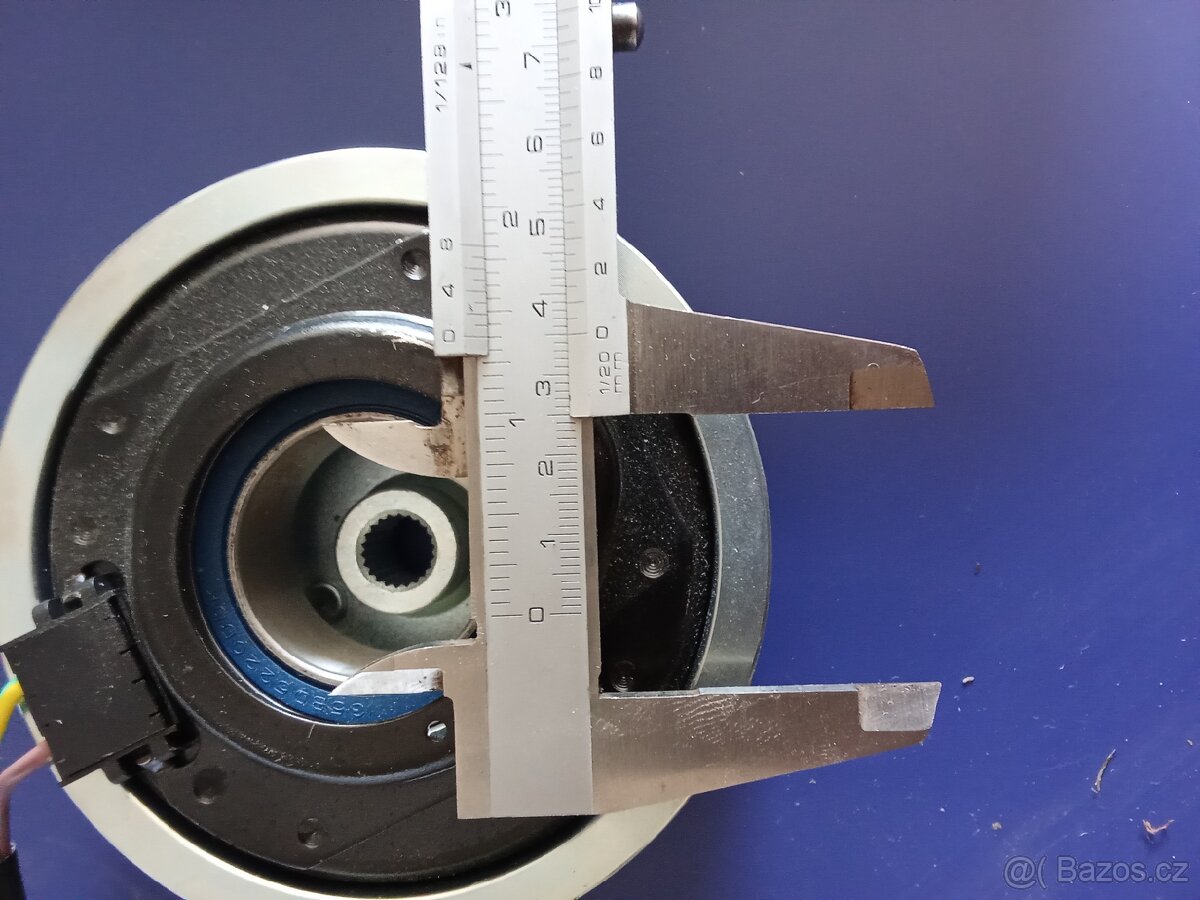 Elektromagneticka spojka Ford - 2