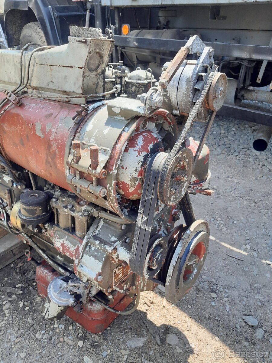 Praga V3S motor M2 - 2
