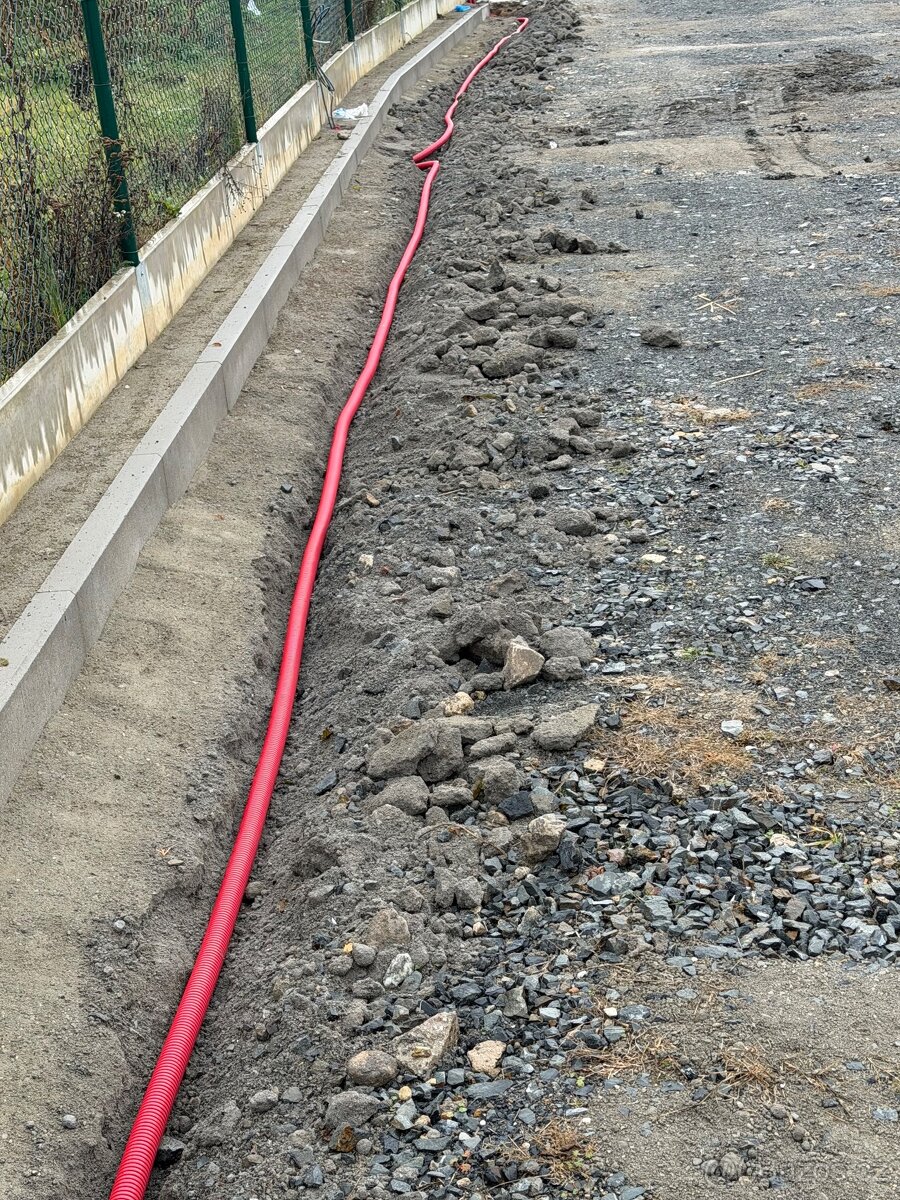 Pomocné Dělníky/zedníky - 2