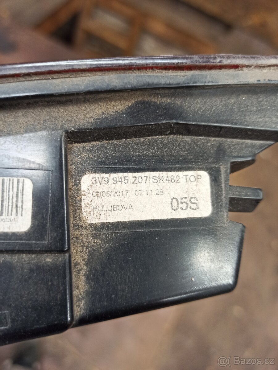 LZ světlo Škoda Superb 3 combi - 2