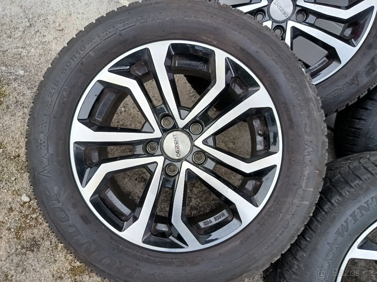 seat ateca škoda karoq vw t-roc 215/60/16 top stav - 2