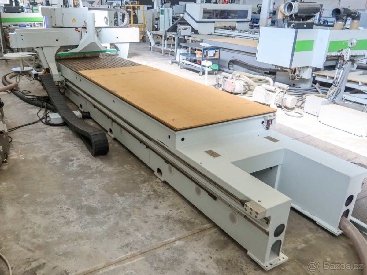 Nestingové CNC obráběcí centrum WEEKE BHP 200 - 2