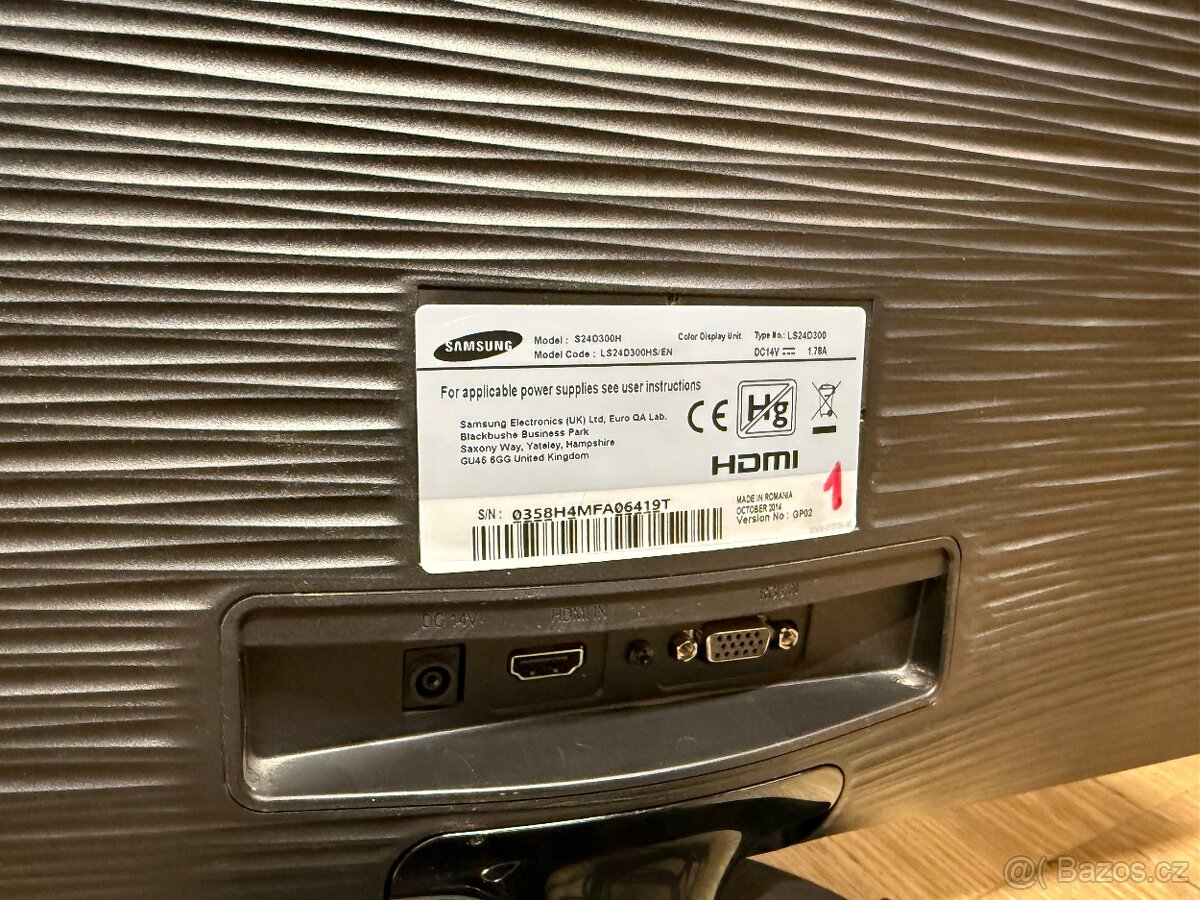 24" Samsung S24D300H FullHD monitor - 2