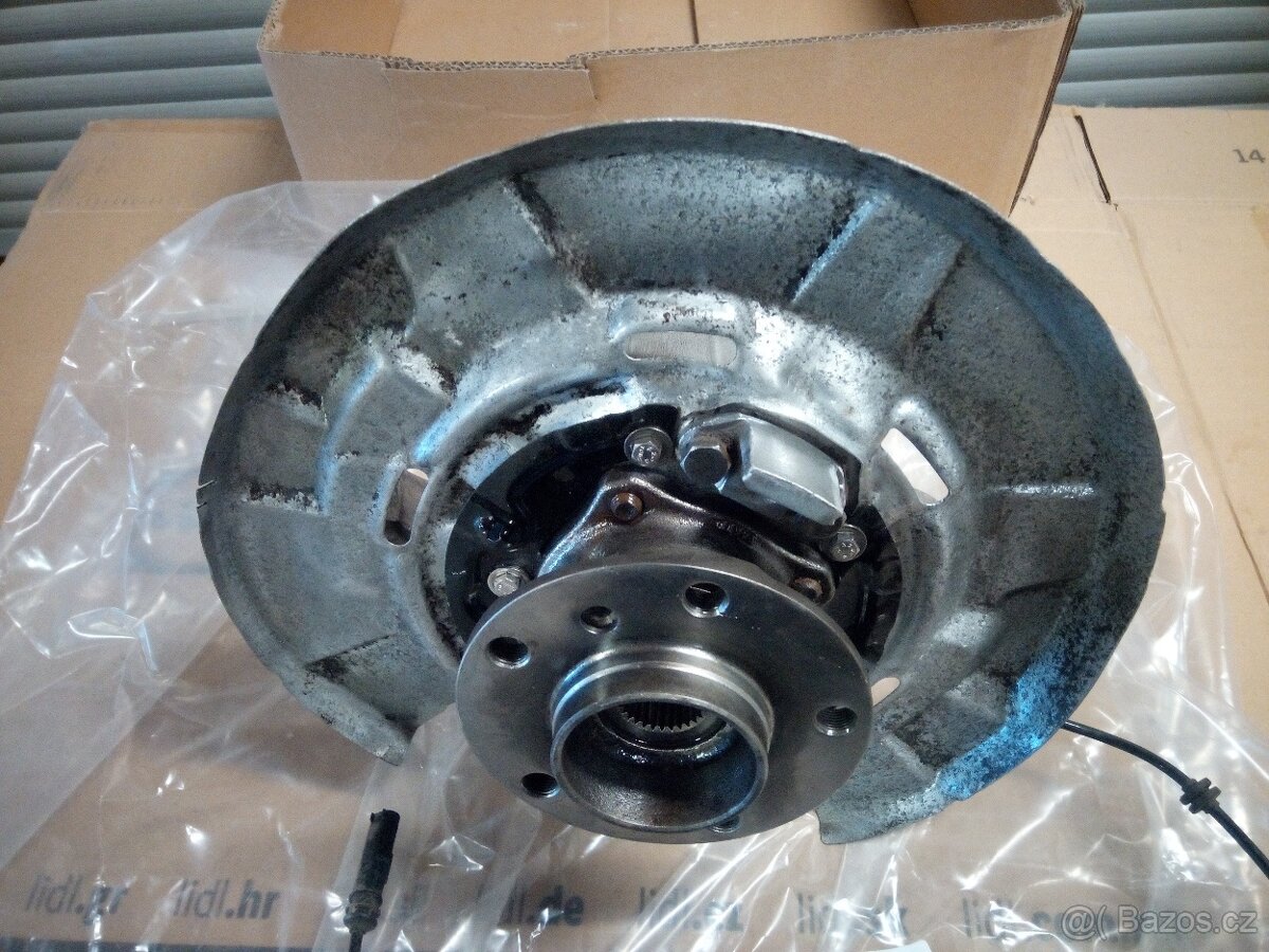 Tehlice ložisko BMW f01 - 2