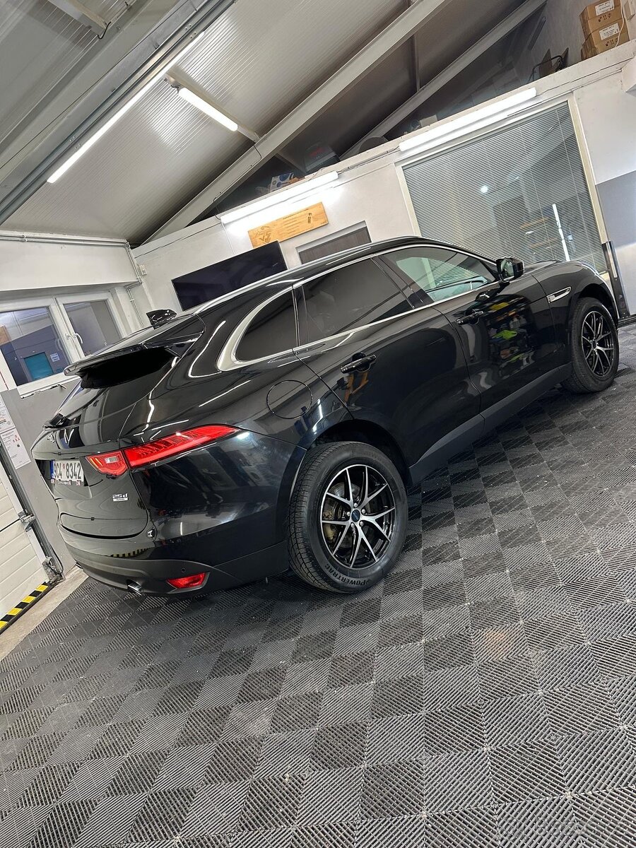 Jaguar F-Pace 25d AWD odpočet DPH - 2