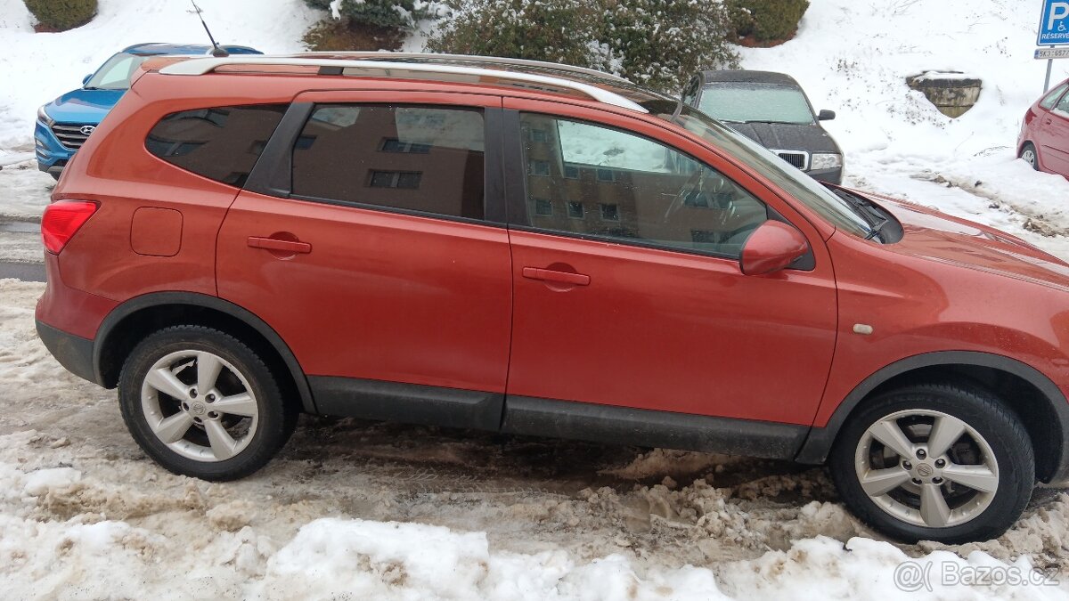 Nissan Qashqai+2 - 2