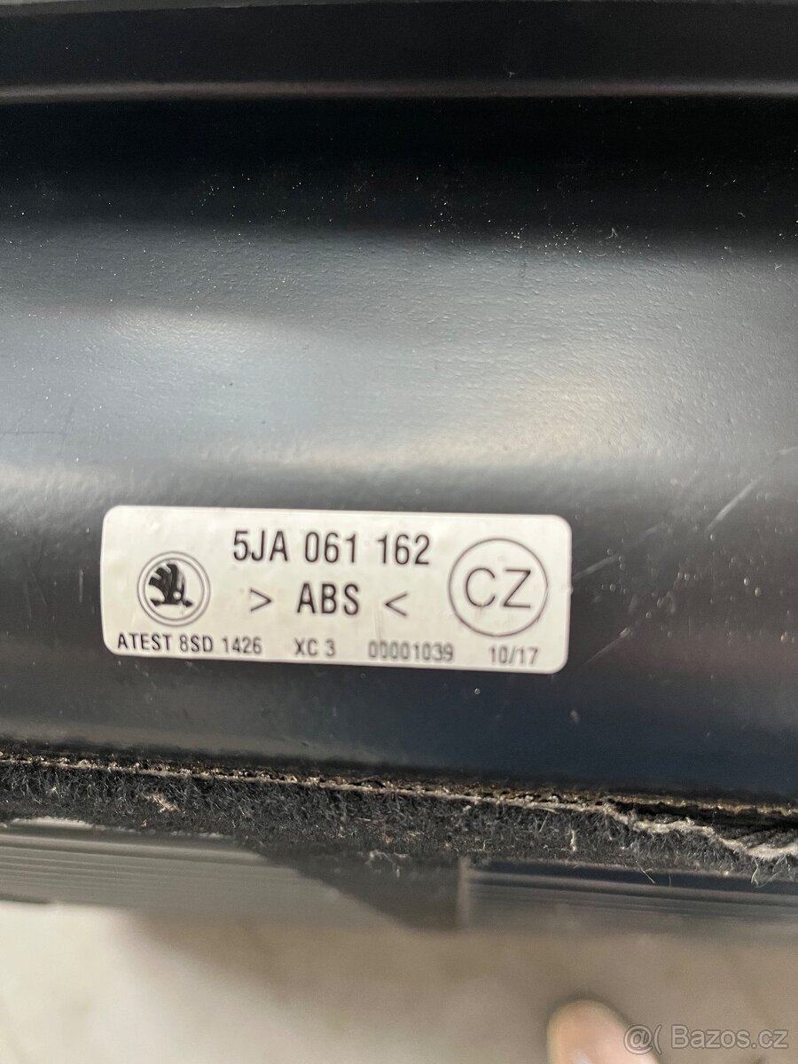 ŠKODA RAPID-PLASTOVÁ VANA DO KUFRU ORIGINAL - 2