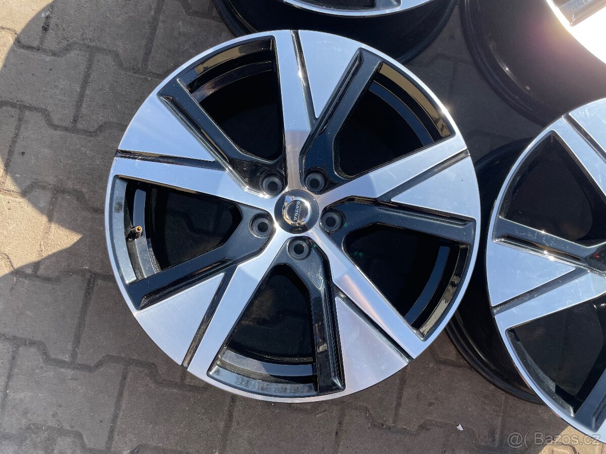 originální hliníkové disky VOLVO - 2