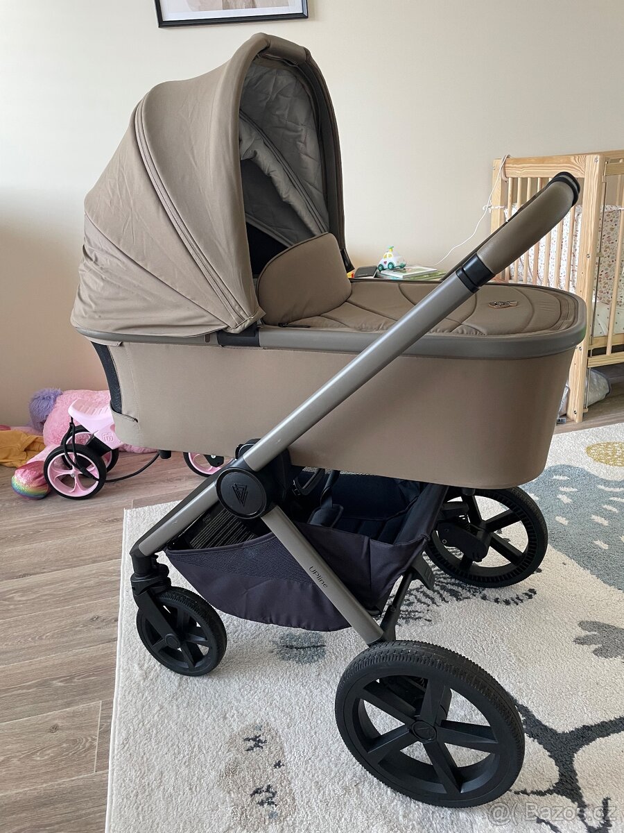 Kočárek Venicci Tinum Upline - 2