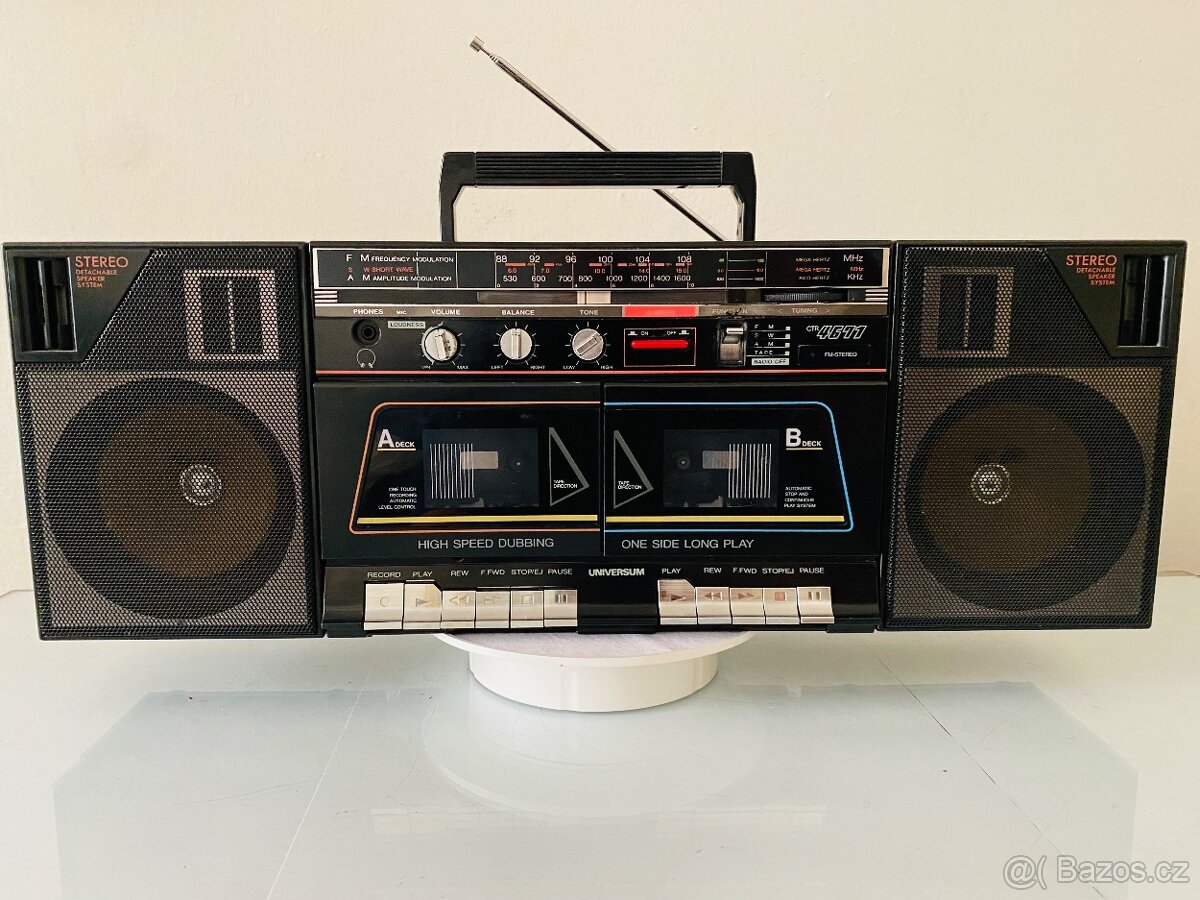 Radiomagnetofon Universum CTR 4671, rok 1989 - 2