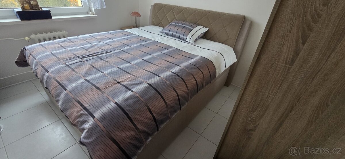 Manželská postel - 2