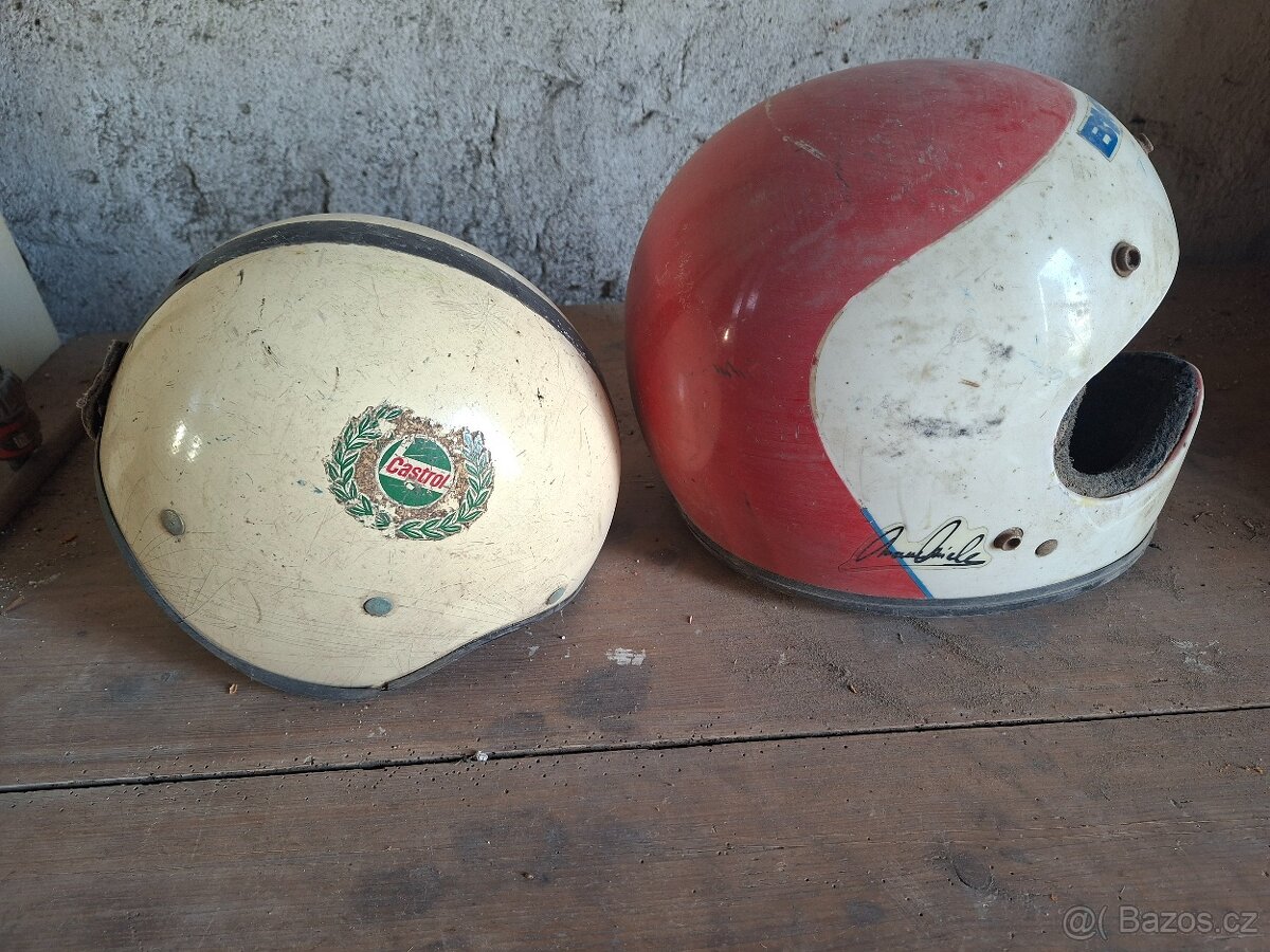 Staré retro helmy - 2