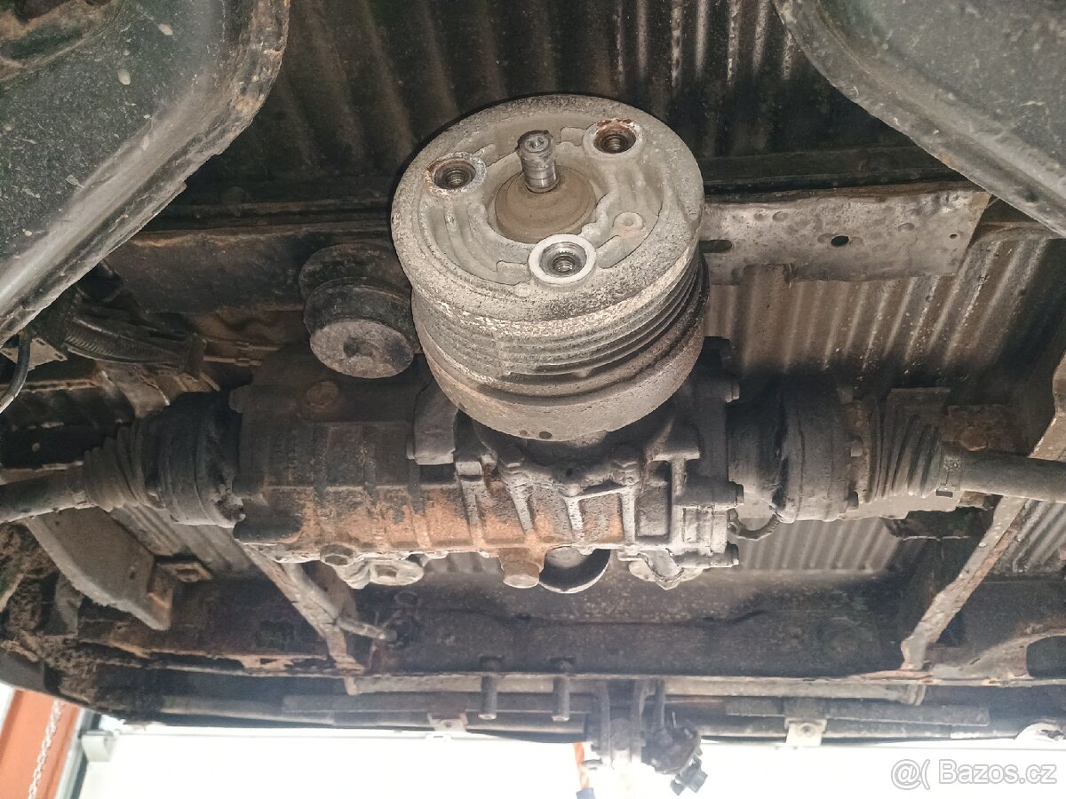 VW T4 SYNCRO 2.4D - 2