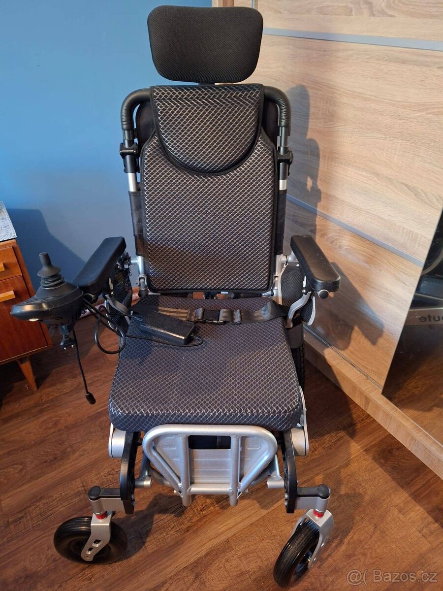 Prodám elektrický invalidní vozík Eroute 8000R - 2