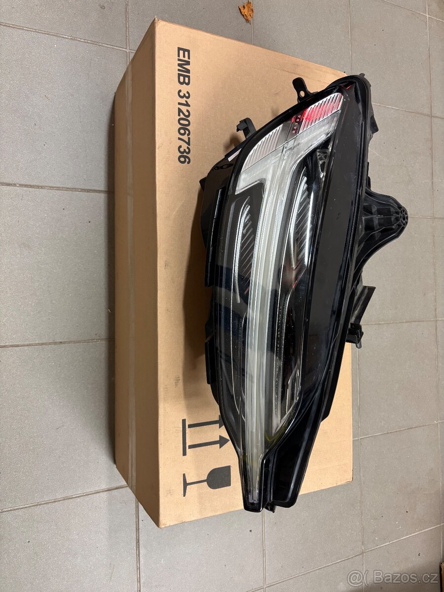 PP LED Světlomet Volvo S60 V60 - 2