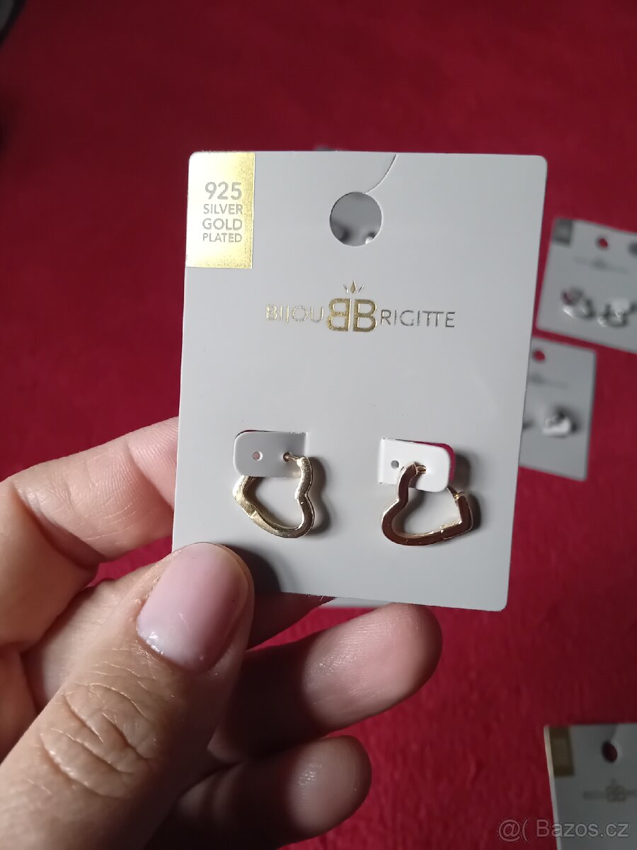 Nove stříbrné náušnice - 2