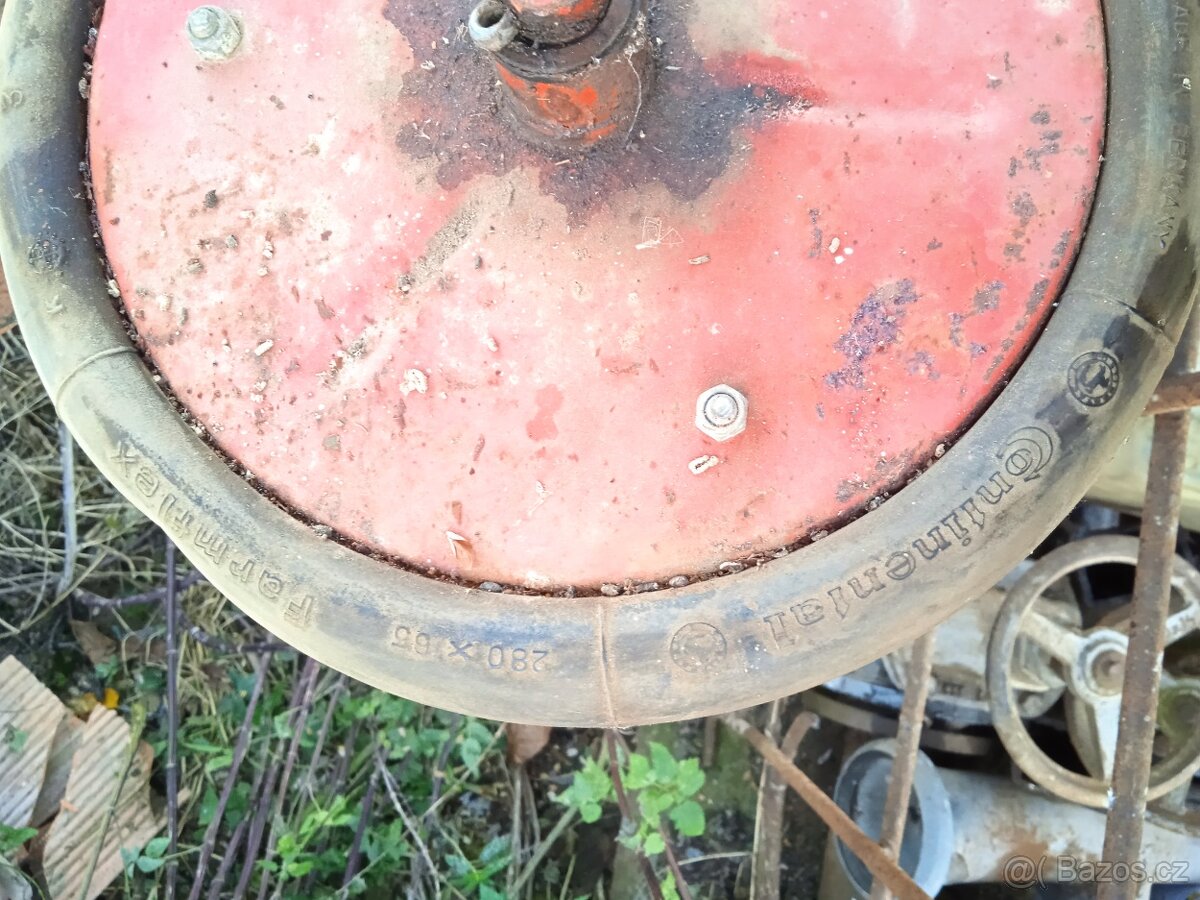 přítlačné kolečká vozík na Becker - 2