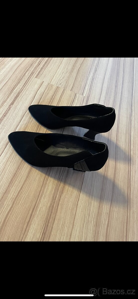 Dámské černé lodičky - 2
