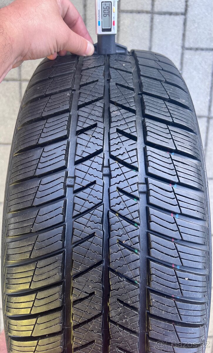 Superb - 18 Zenith + zimní 235/45 R18 Barum 8-9mm - 2