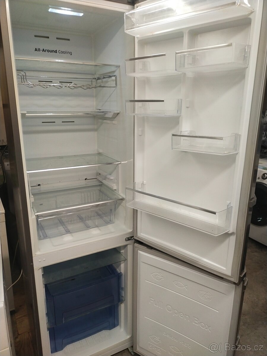 Prodám plně funkční dig. lednice zn. Samsung-200CM---DOVEZU- - 2