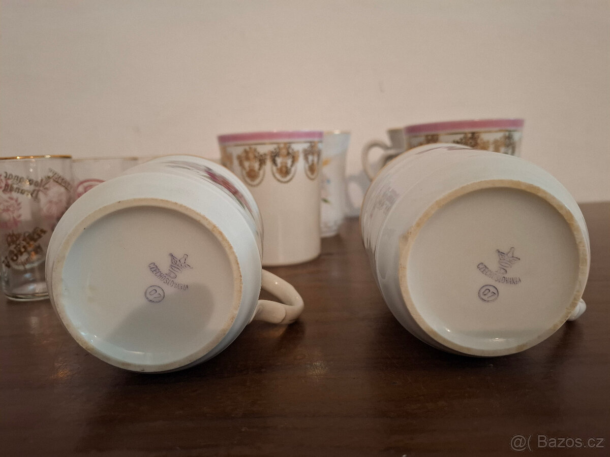 Prodám starožitné hrníčky Madein Scehoslovakia,skleničky - 2
