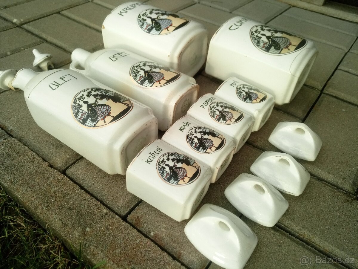 Porcelánové kořenky - 2