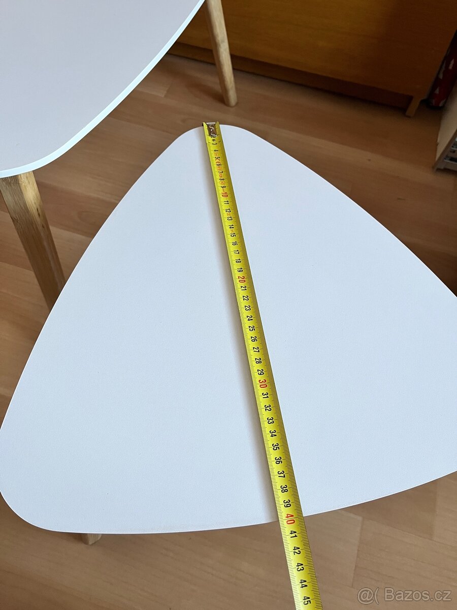 Sada konferenčních stolků - 2