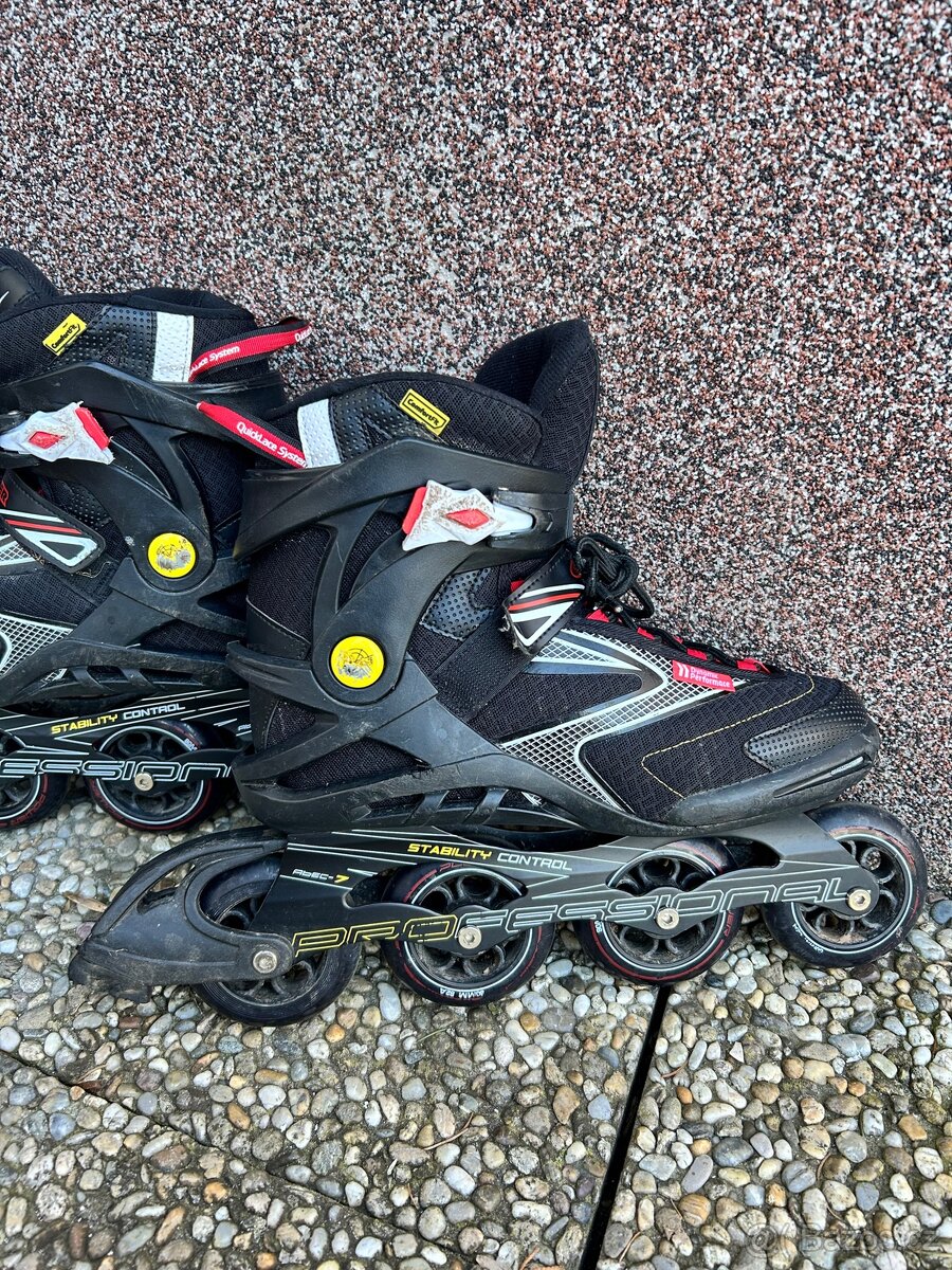 Kolečkové brusle WORKER Umox - 2