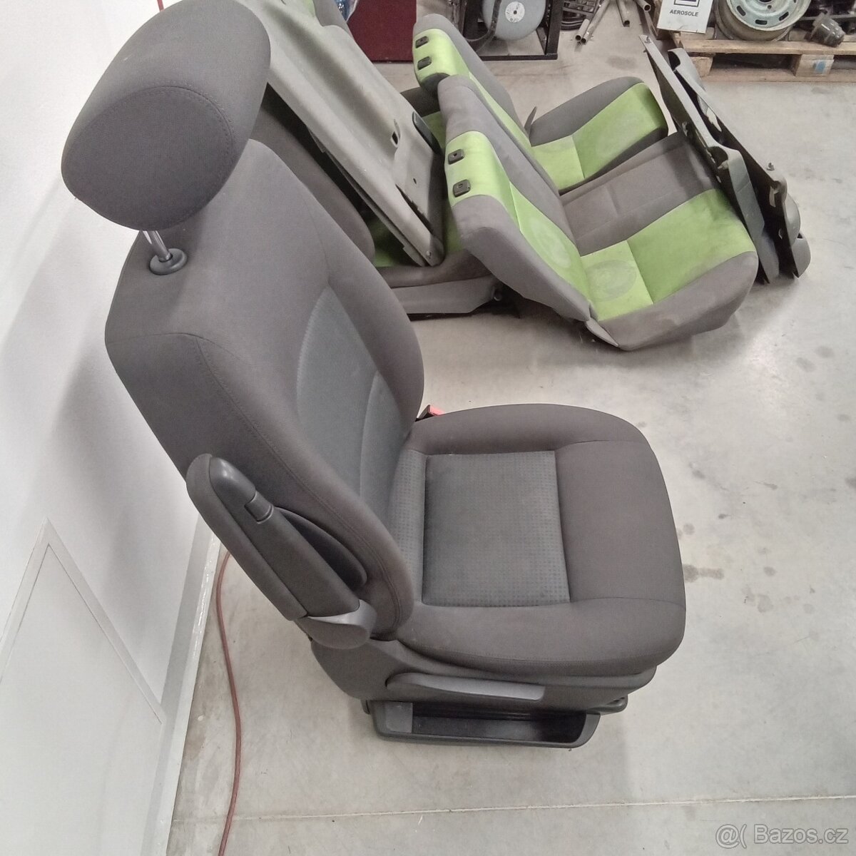 Sedačka spolujezdce Multivan T5 - 2