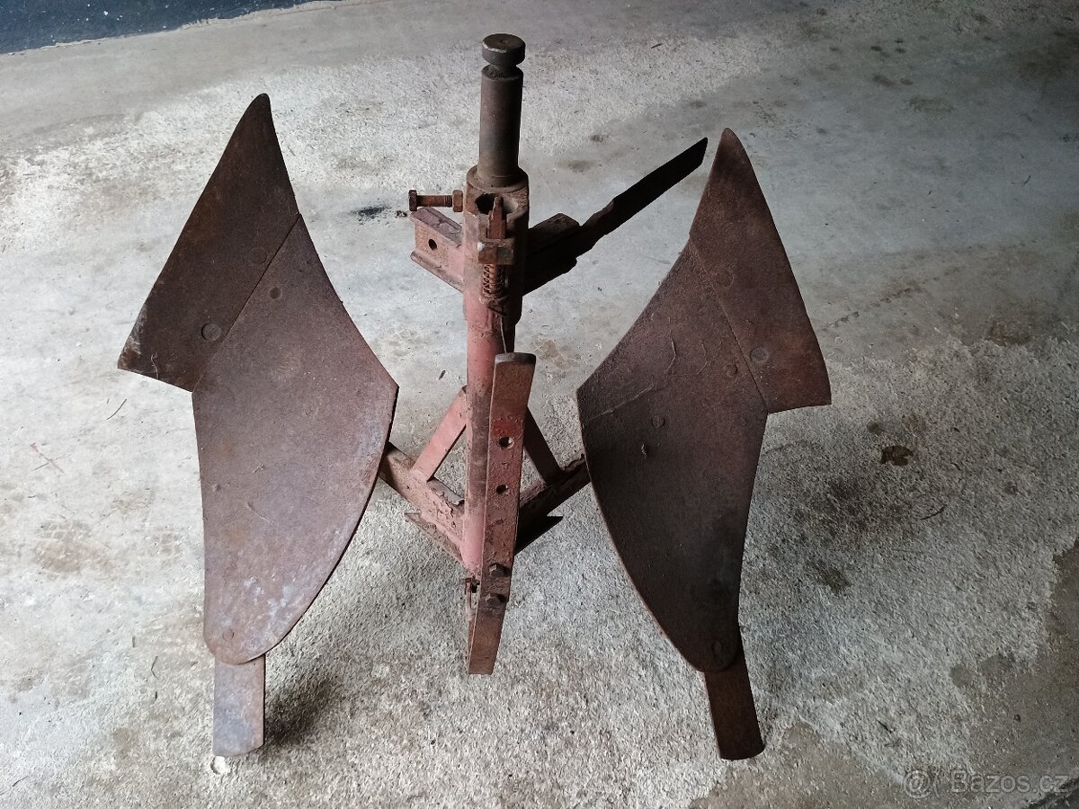 Oboustranný pluh - 2