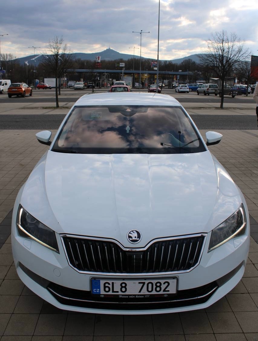 Škoda Superb 2017 - 2