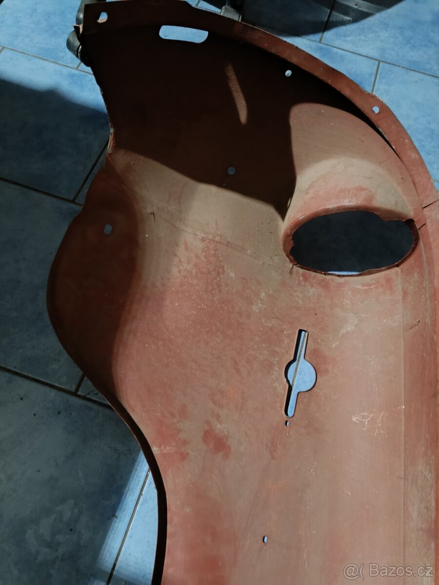 Skoda 1000mb pravý blatník - 2