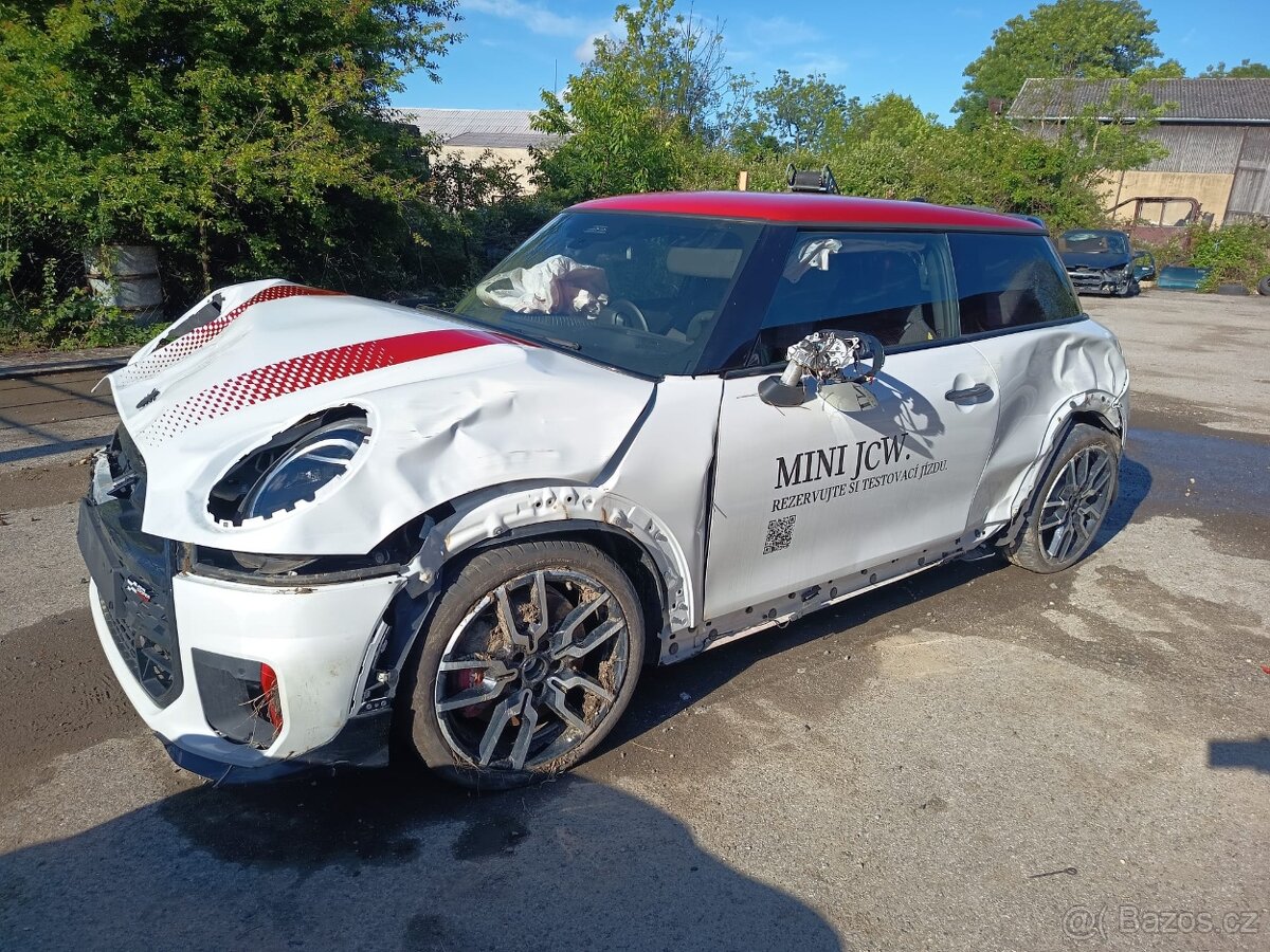 Mini Cooper fm6 31gd 170 kW nájezd 2000 km - 2