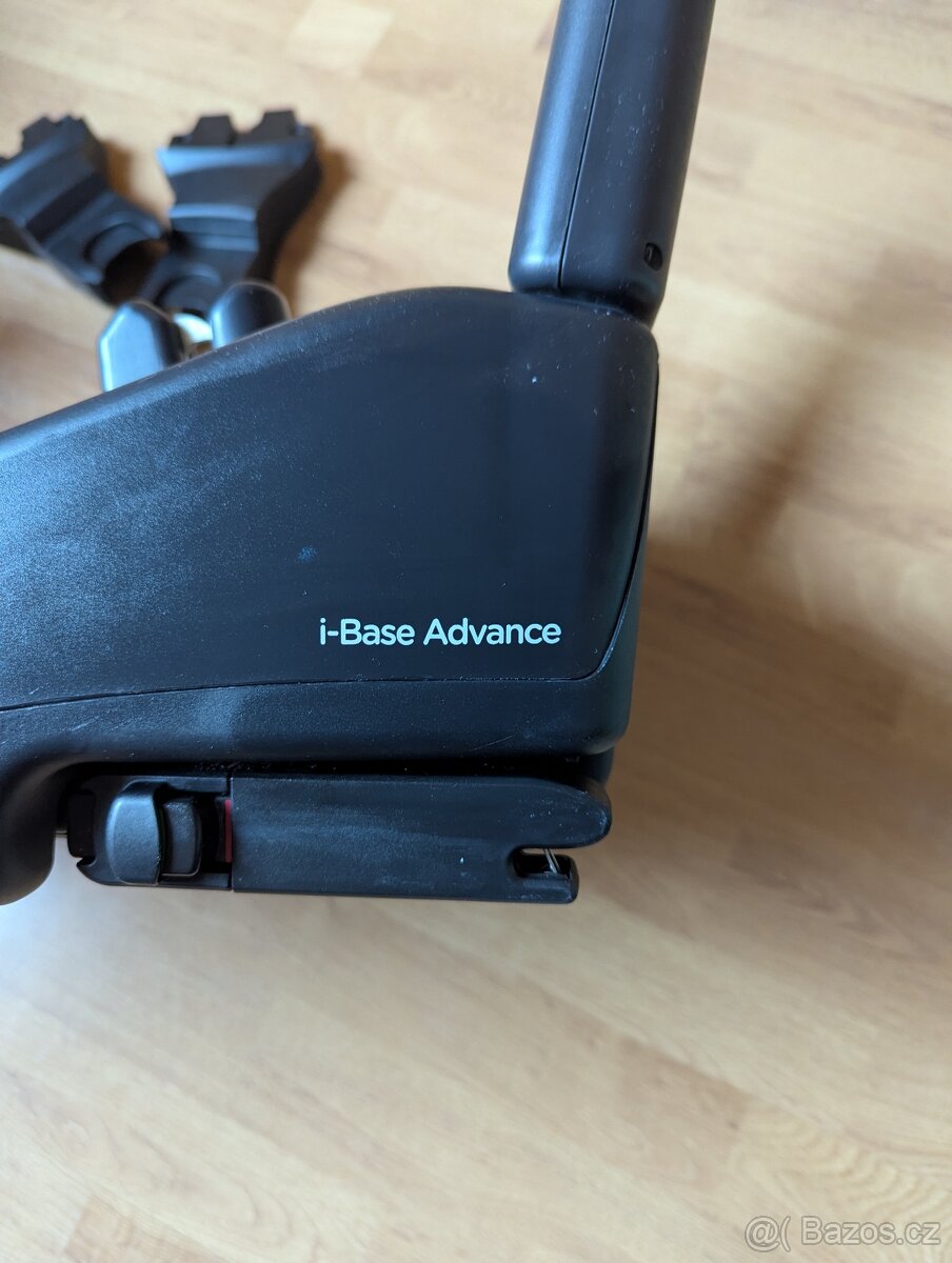 Joie i-gemm 2 + Joie I-base advance - 2