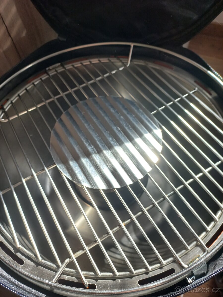 Grill značky Lotus - 2