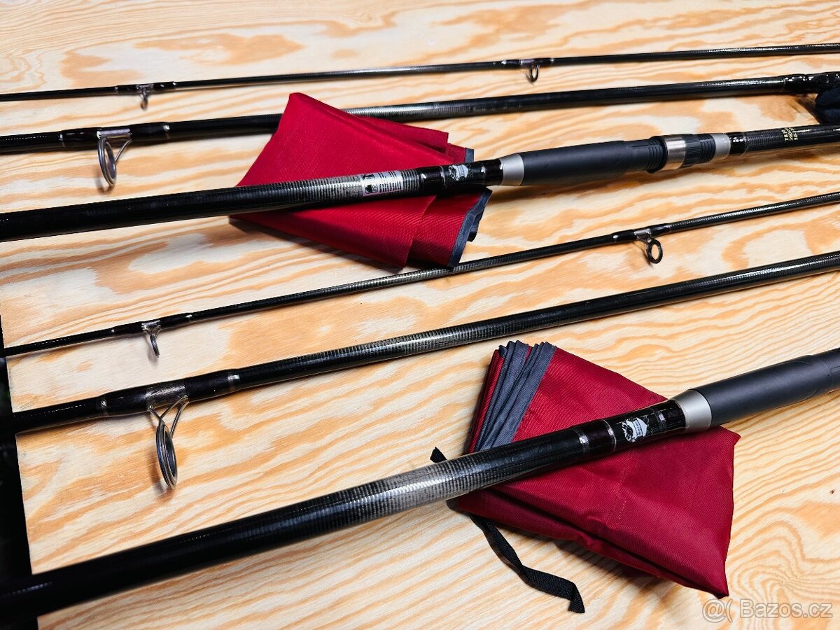 2 TROJDÍLNÉ KAPROVÉ PRUTY BYRON TR10 / 3,90 m / 50-110 g - 2