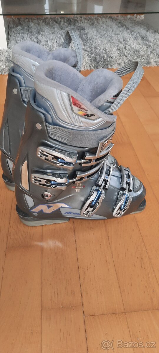 Lyžáky vel.40Nordica - 2