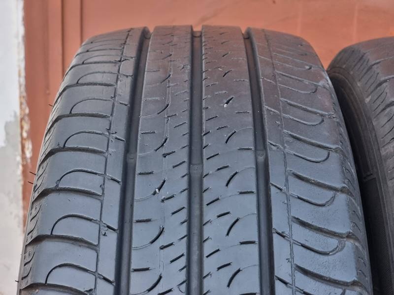 Letní Goodyear 215/60/17C - 2
