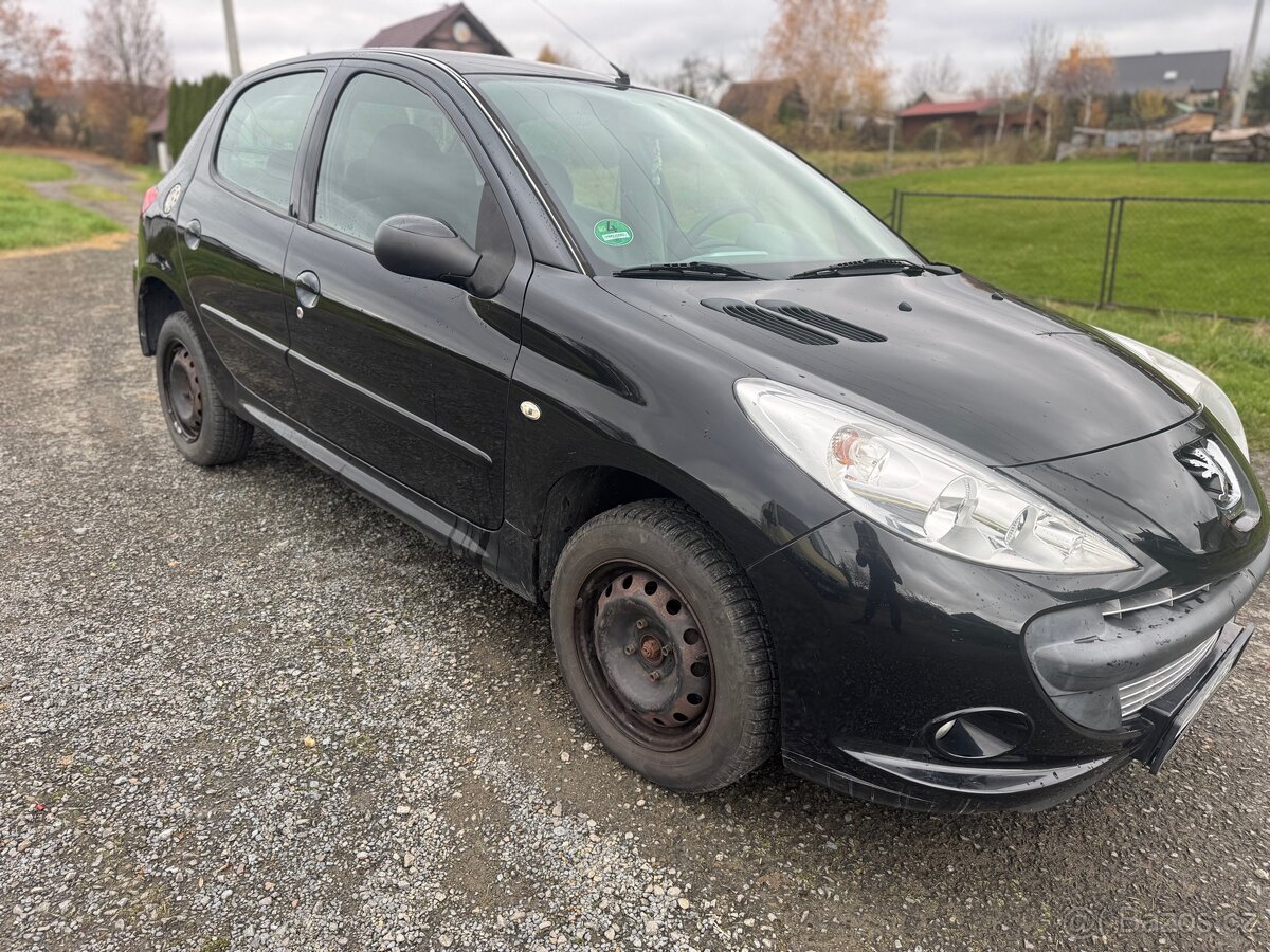 Peugeot 206+ - 2