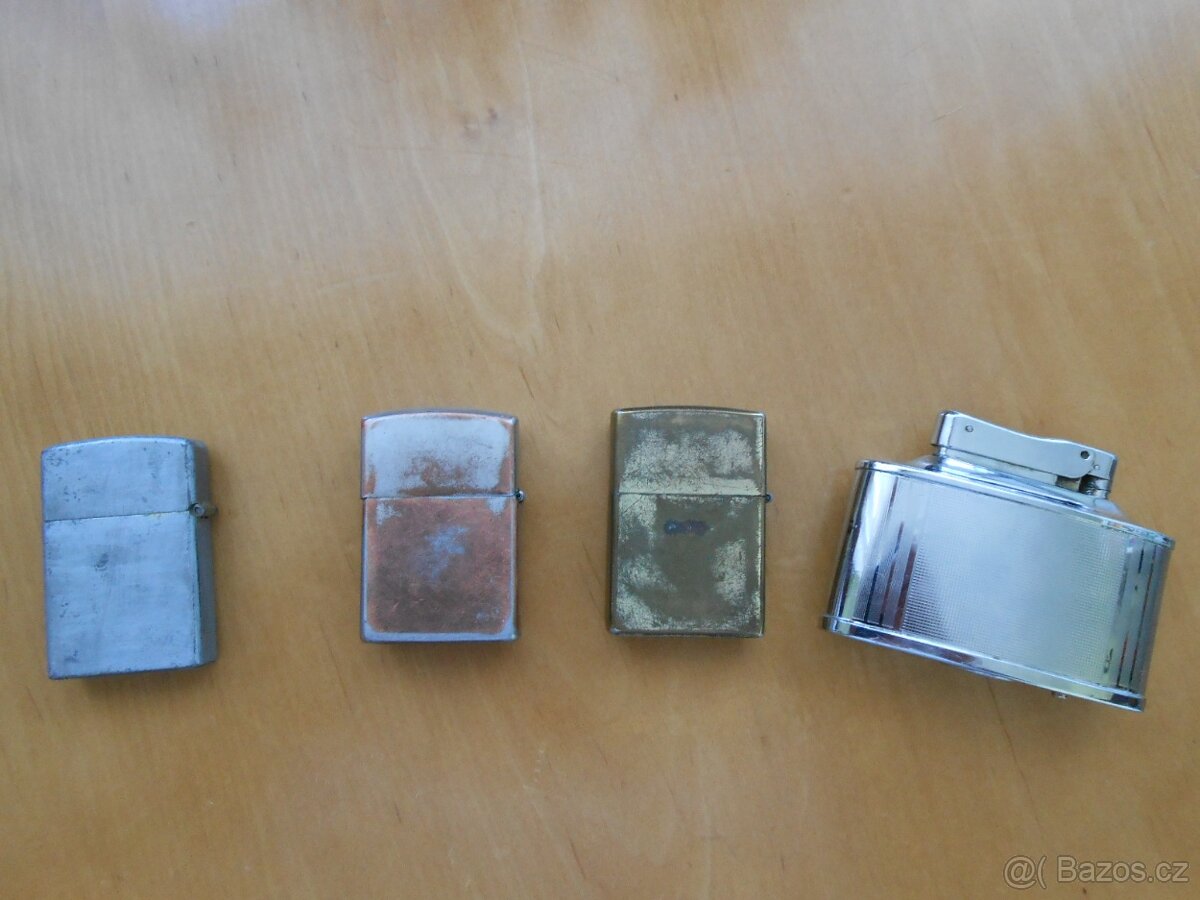 RETRO zapalovače 4kusy - benzínové - malé jsou funkční + - 2