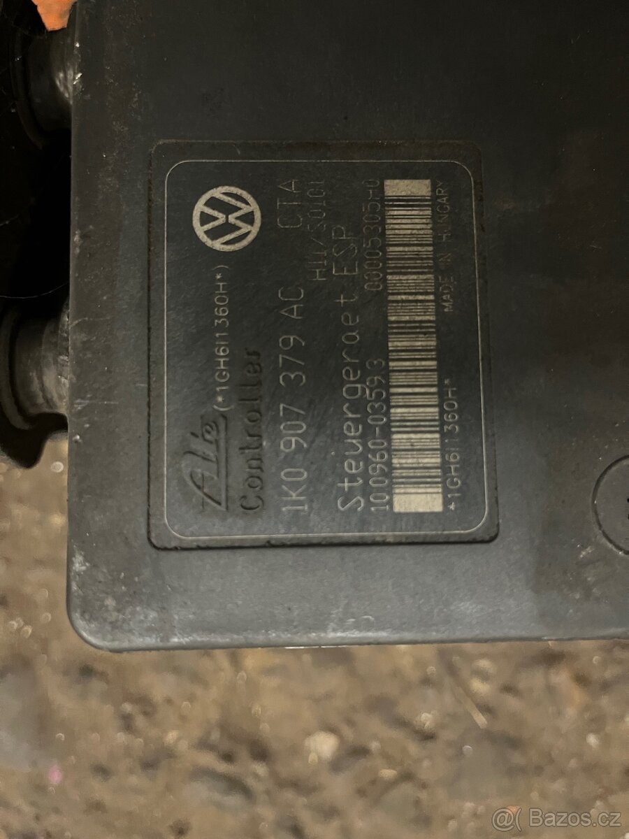 Škoda Octavia 2 ABS kostka - 2