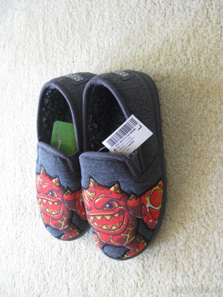 Skylanders teplé nazouvací boty přezůvky NEXT, 190 mm NOVÉ - 2