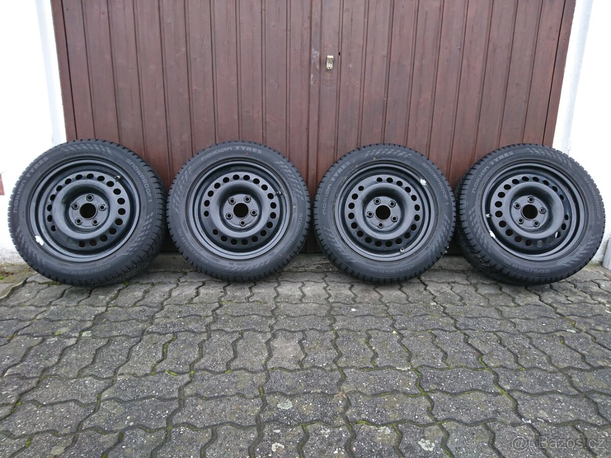 Kia Seed 3 zimní 205 55 16 originální disky - 2