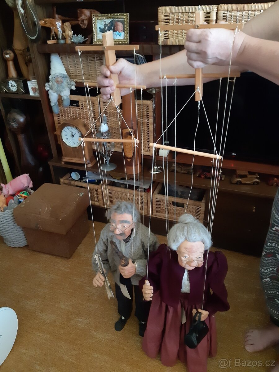 Dvě velké marionety - babička a dědeček - 2