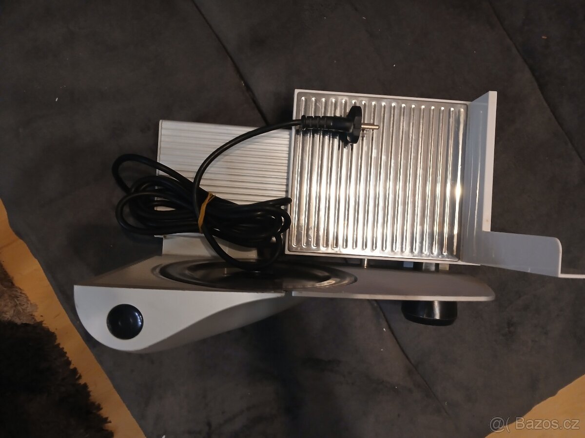 Elektrický kráječ Bosch - 2