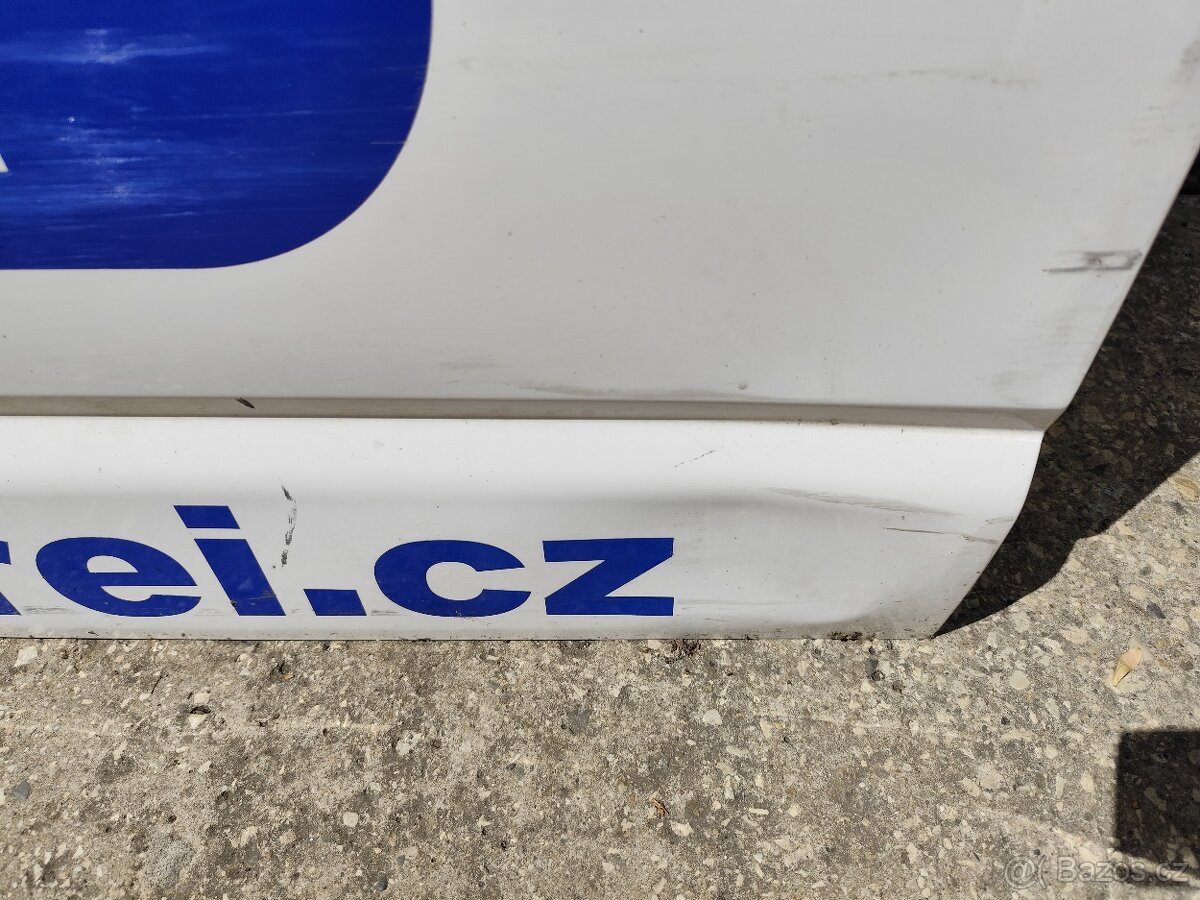 Pravé boční dveře Transportér T6 7LA843108F - 2